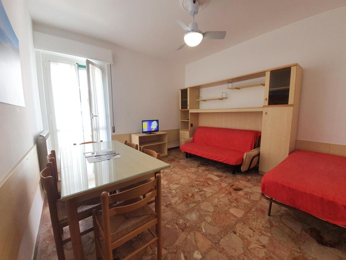 Ligure Residence ボルジョ・ヴェレッツィ エクステリア 写真