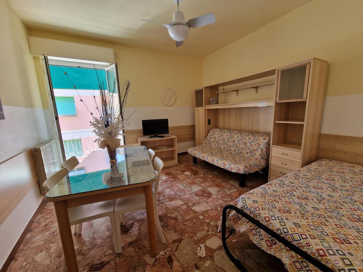 Ligure Residence ボルジョ・ヴェレッツィ エクステリア 写真