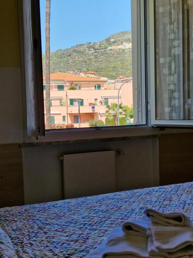 Ligure Residence ボルジョ・ヴェレッツィ エクステリア 写真