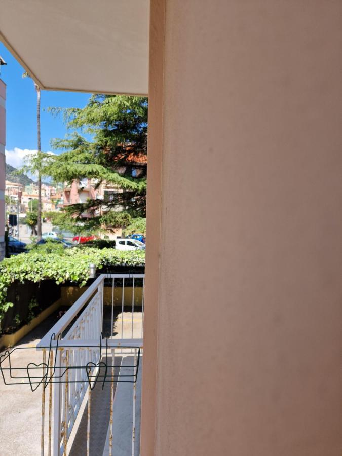 Ligure Residence ボルジョ・ヴェレッツィ エクステリア 写真