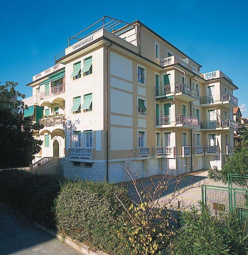 Ligure Residence ボルジョ・ヴェレッツィ エクステリア 写真