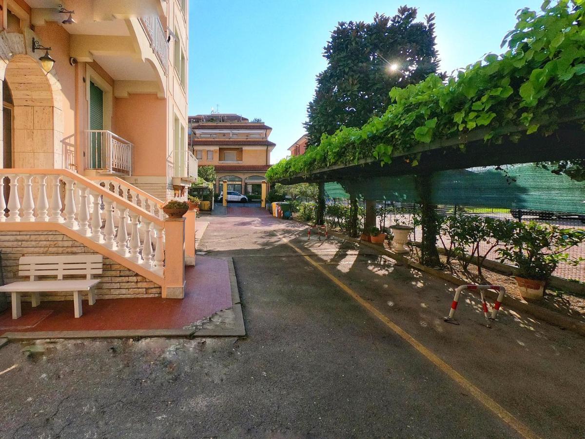 Ligure Residence ボルジョ・ヴェレッツィ エクステリア 写真